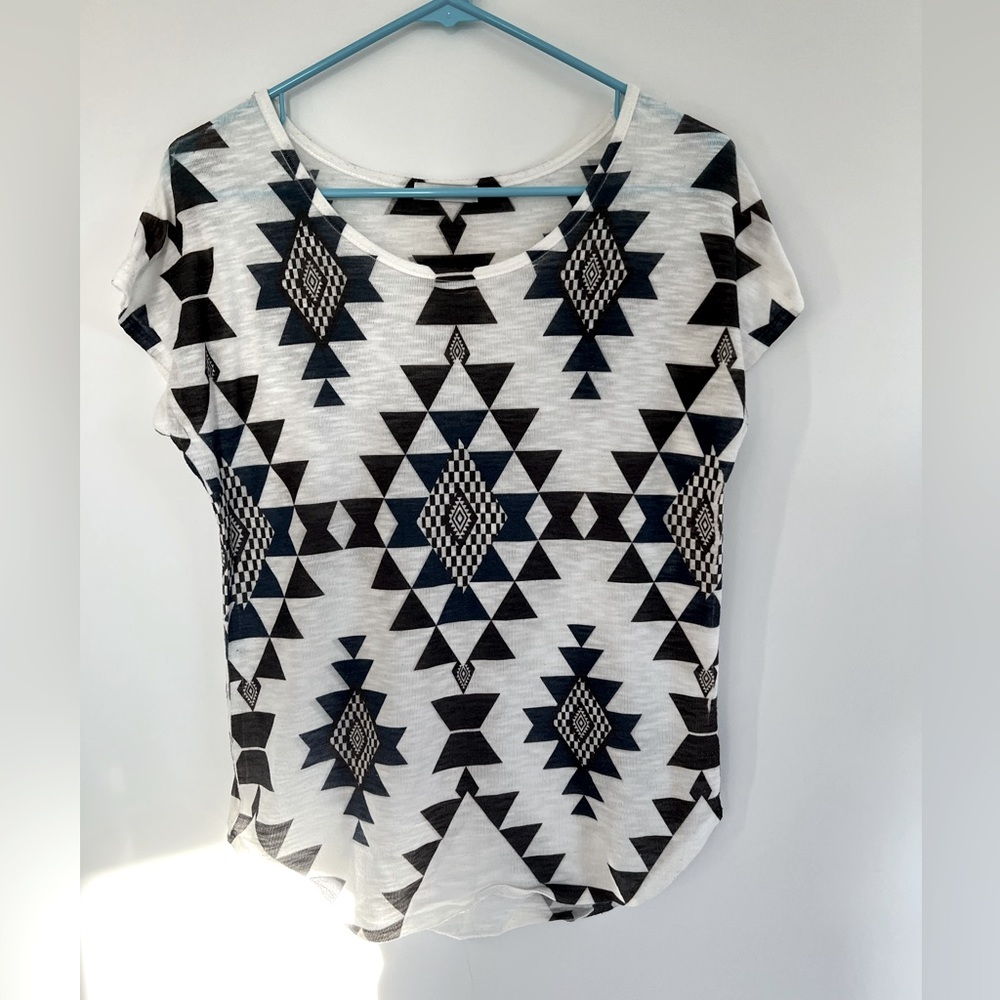 Oversized Aztec top, white black and blue